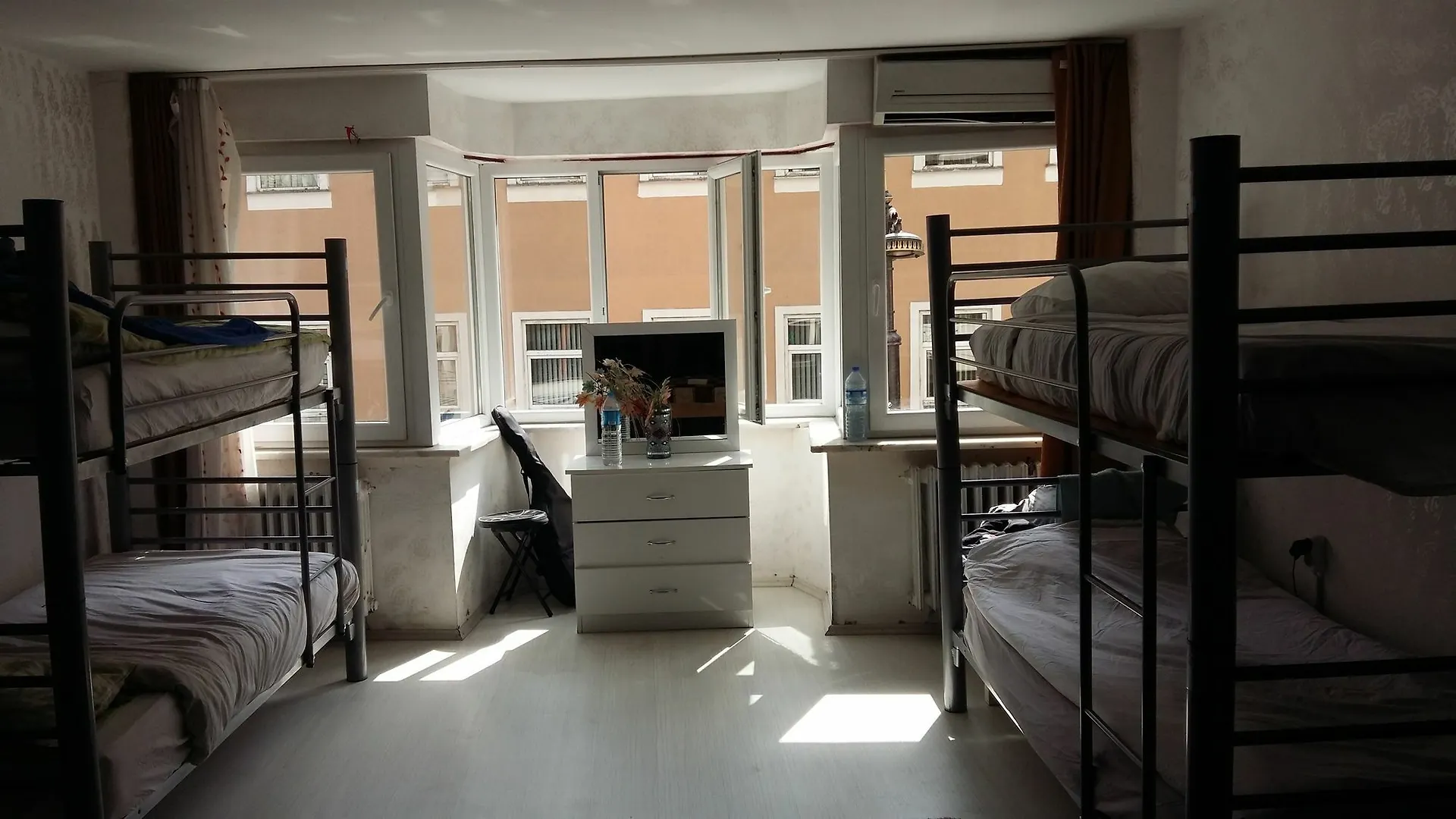 Istanbul Harmony Hostel Hotel